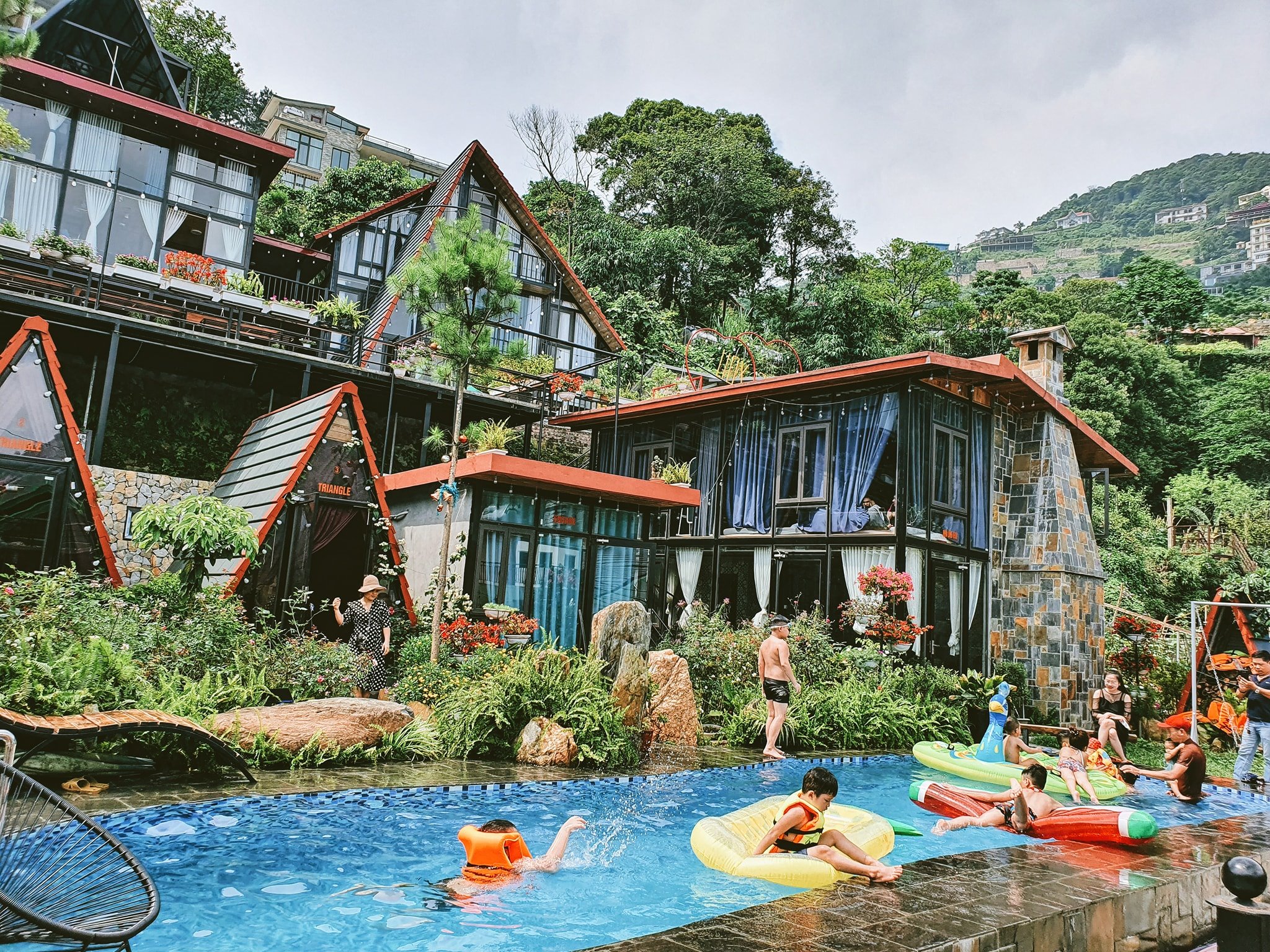Review Bách Xanh House độc đáo với thiết kế nhà phong cách Bắc Âu